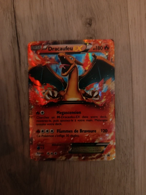 Carte Pokémon Dracaufeu EX 11/106 XY Étincelles (VF)