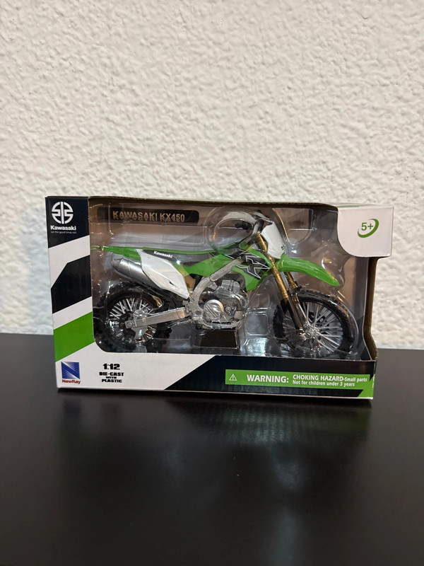 Moto Kawasaki KX450 Scala 1:12