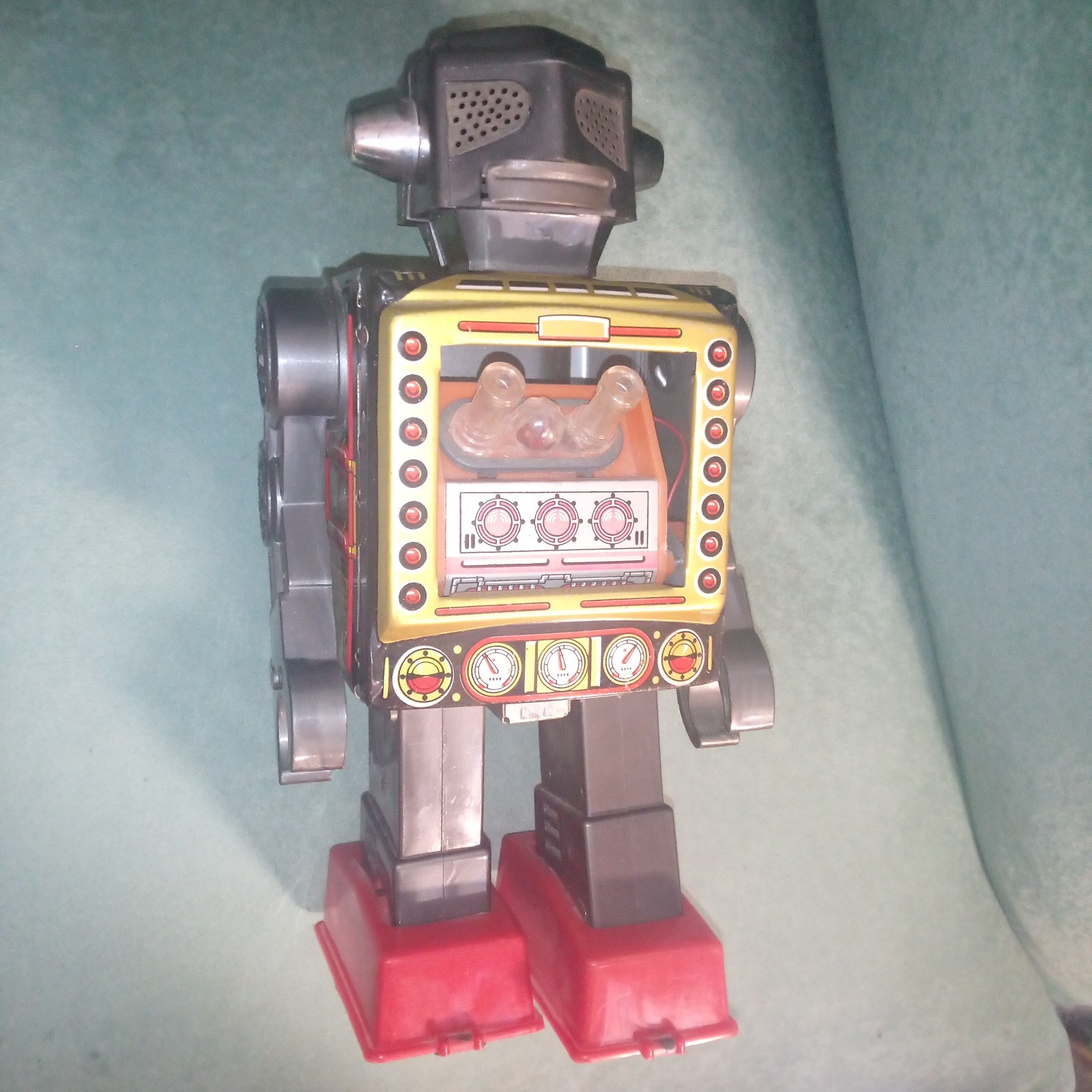 Robot vintage attaccante marziano horikawa made in japan latta giocattolo lamiera