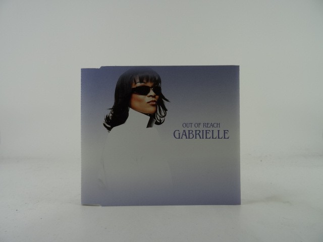GABRIELLE OUT OF REACH (B33) 4 Track CD Single plus Picture Sleeve GO BEAT!