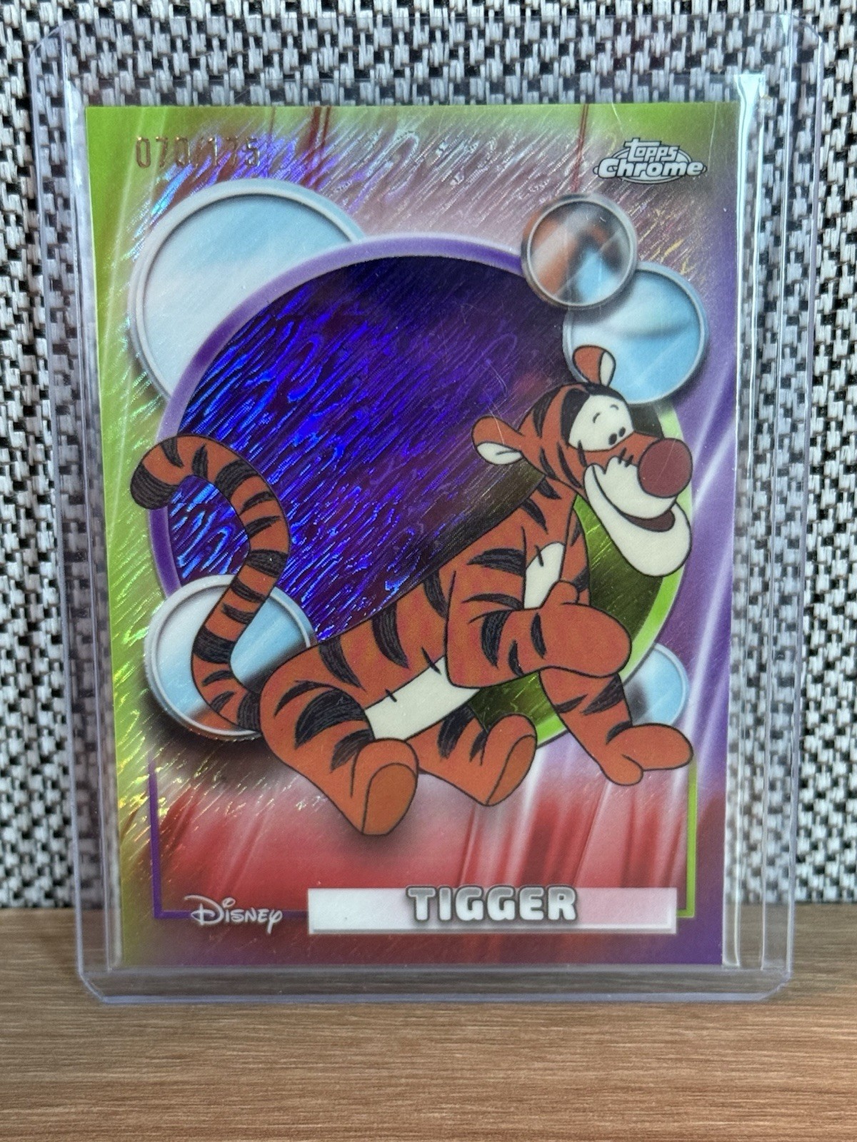 2026 Topps Chrome Disney Tigger Viola e Verde Chiaro Rifrattore Scintillante /175 Pooh
