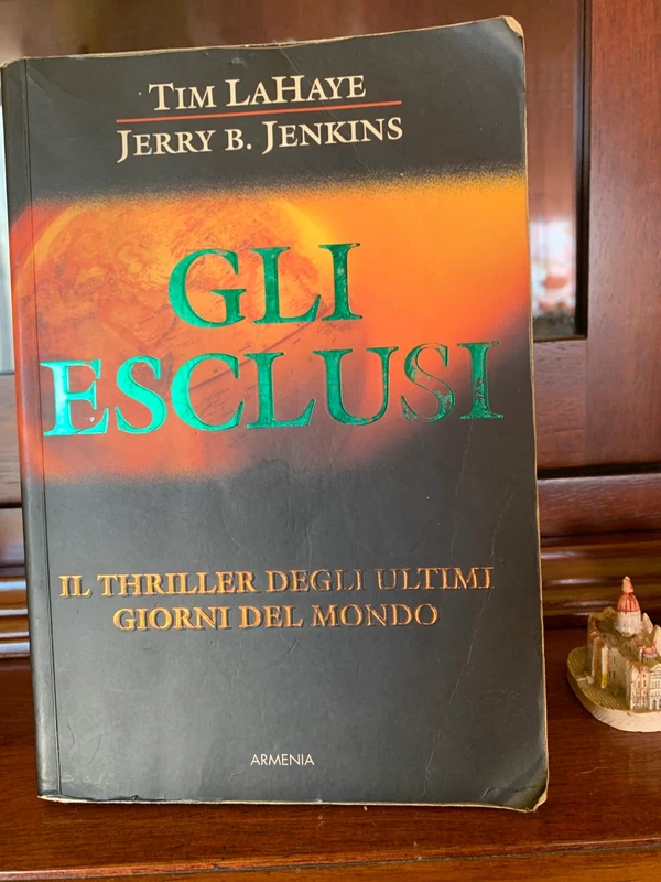 Libro thriller