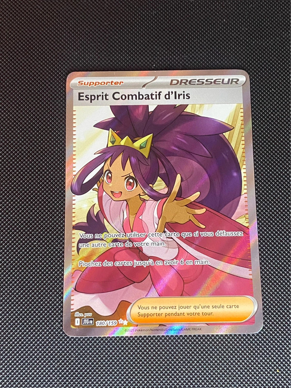 Carte Pokémon Esprit Combatif d’Iris 180/159 JTG