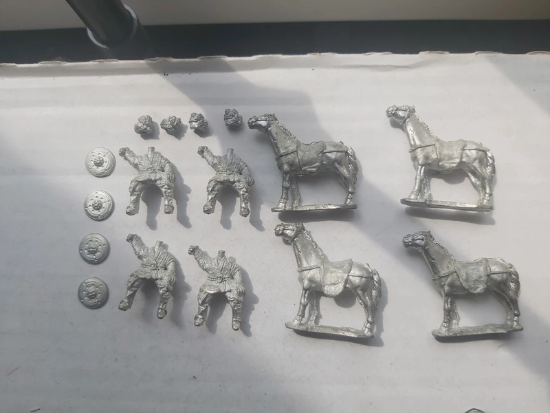 (516) figurines en plomb 20mm