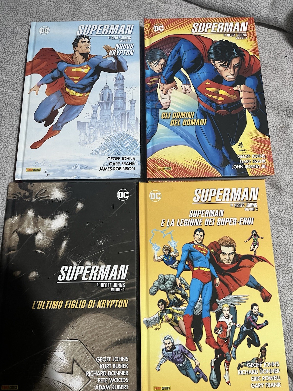 Panini Comics DC Superman di Geoff Johns Lotto Set Vol. 1-4 (Italiano)