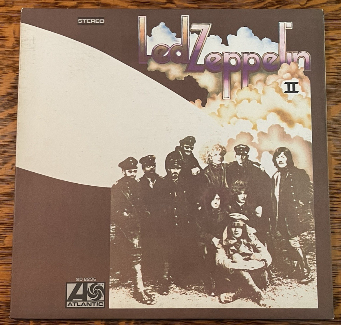 12" LP~ LED ZEPPELIN II~ ALTERNATE COLORED COVER~1969~ SD-8236~DEEP PURPLE COLOR