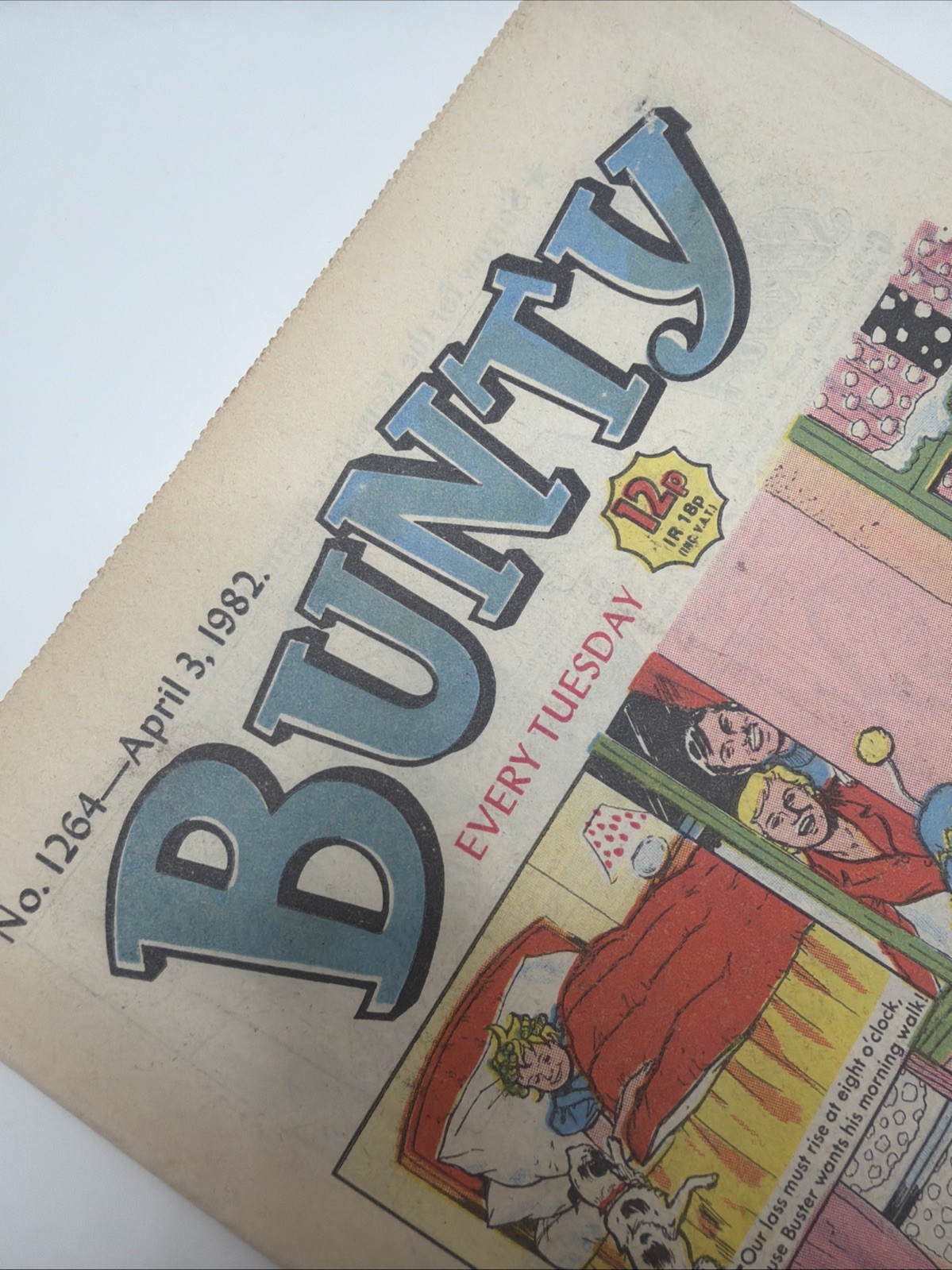 BUNTY COMIC # 1264  - APRIL 3 1982 - Vintage 80s Girls Comic Nostalgia