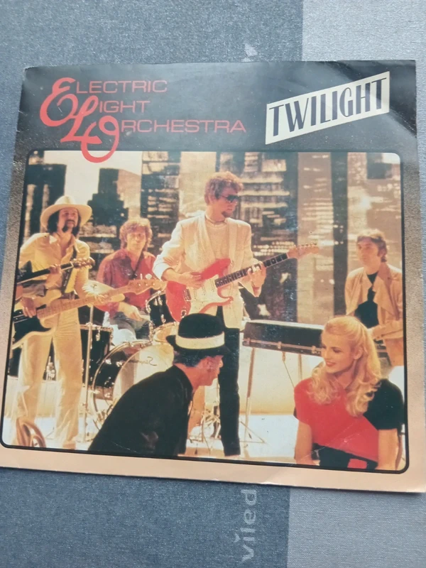 Electric Light Orchestra - Twillight