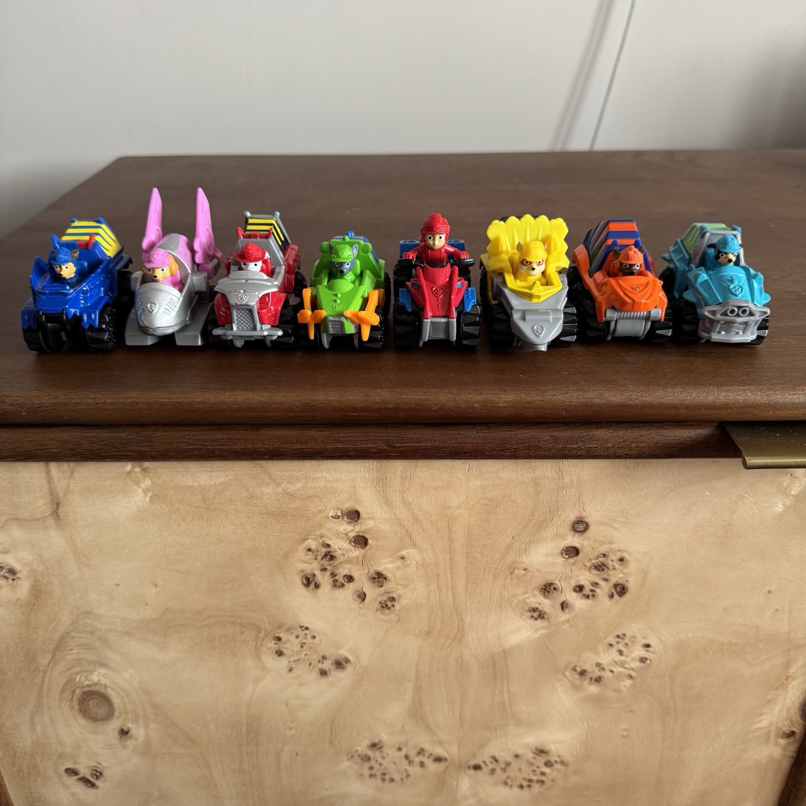 Paw Patrol Die Cast Dino Veicoli di Soccorso True Metal Cars SET COMPLETO