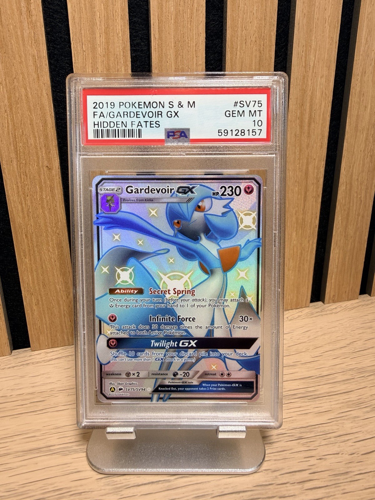 Pokemon GX SV75/SV94 - Full Art - Hidden Fates Shiny Vault - PSA 10