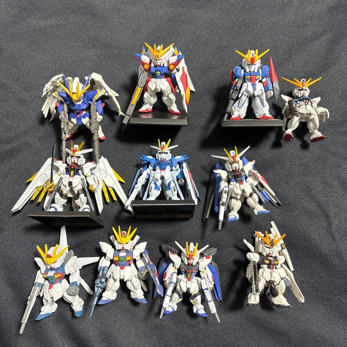 FW GUNDAM CONVERGE Figure 11 Piece Lot Mighty Strike Freedom Nu Gundam Junk