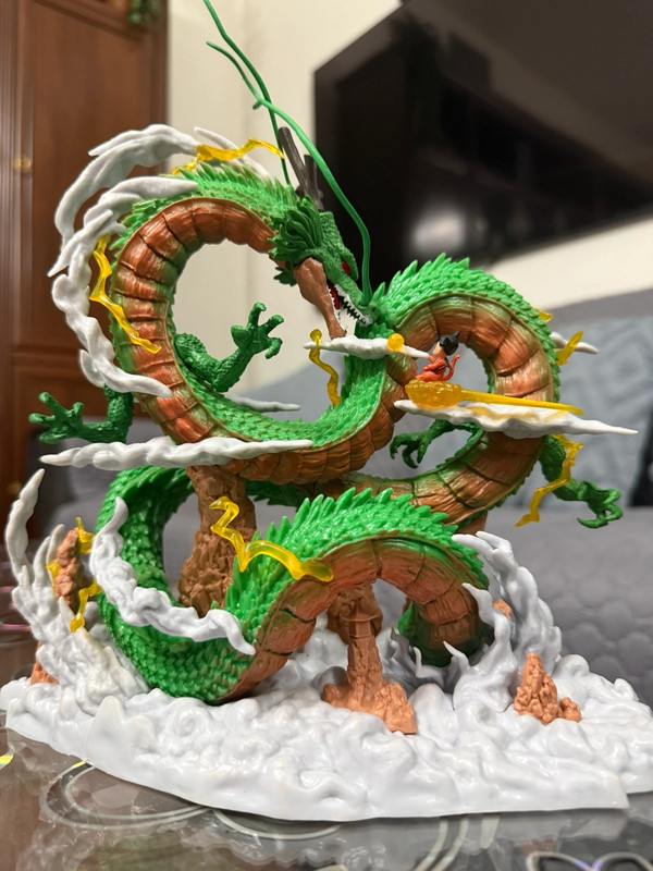 Dragon Shenron Goku