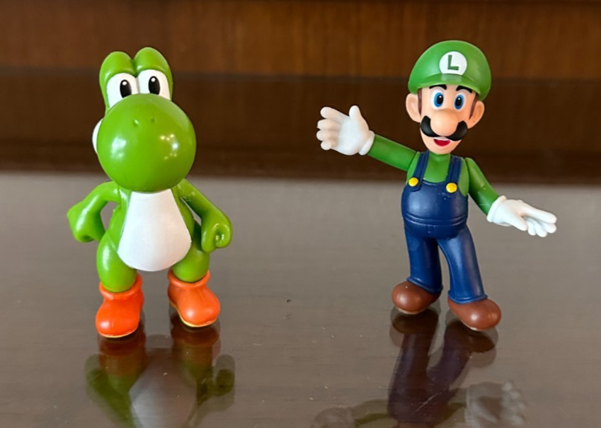JAKKS Pacific 3" Luigi & Yoshi Action Figure Mondo di Nintendo Super Mario Bros