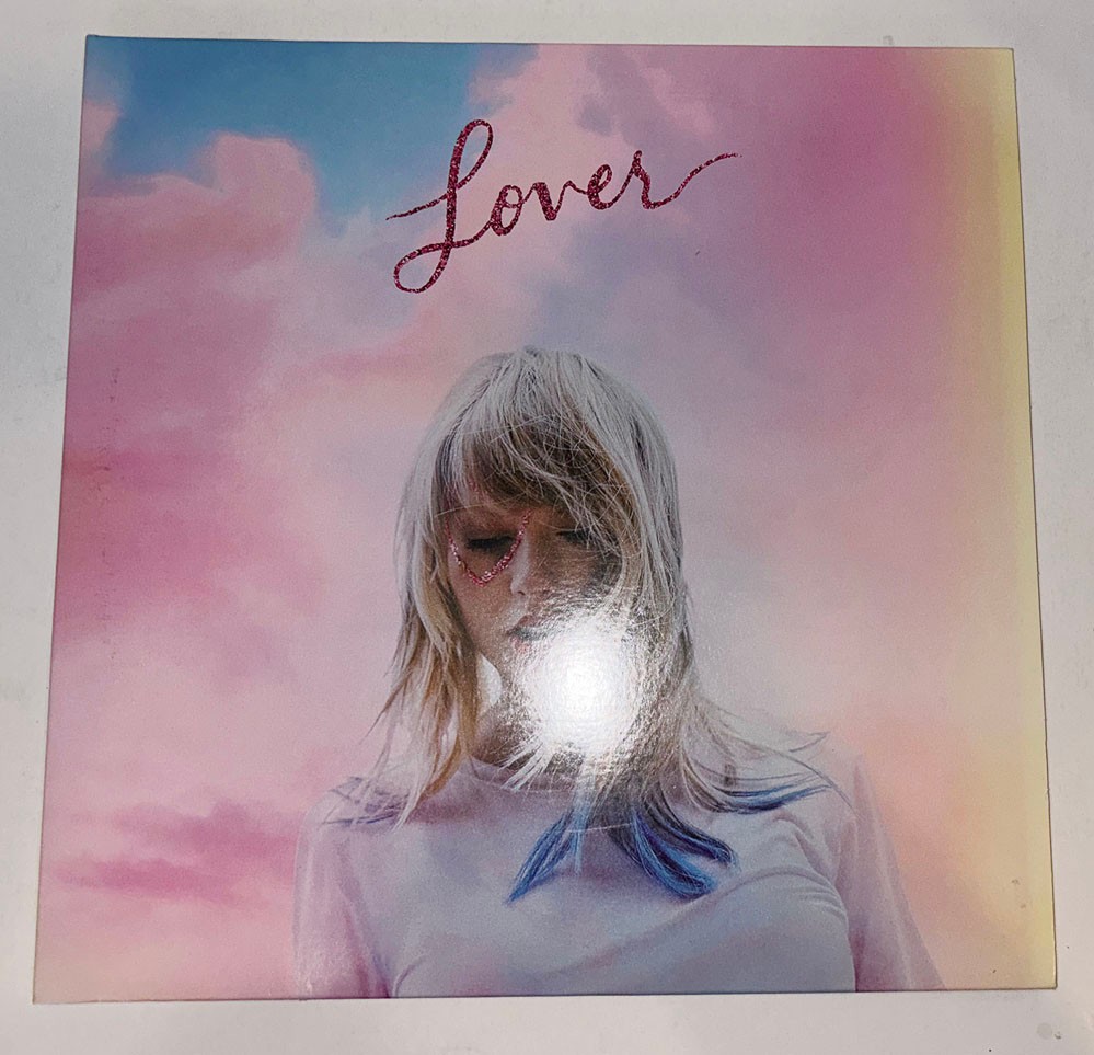 2019 Republic Taylor Swift Lover Gatefold Double Vinyl. Pink & Blue Colored!