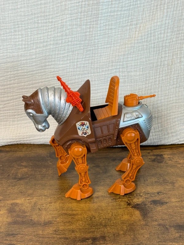 Cavallo da guerra robotico corazzato Stridor Masters of Universe Mattel 1983 vintage