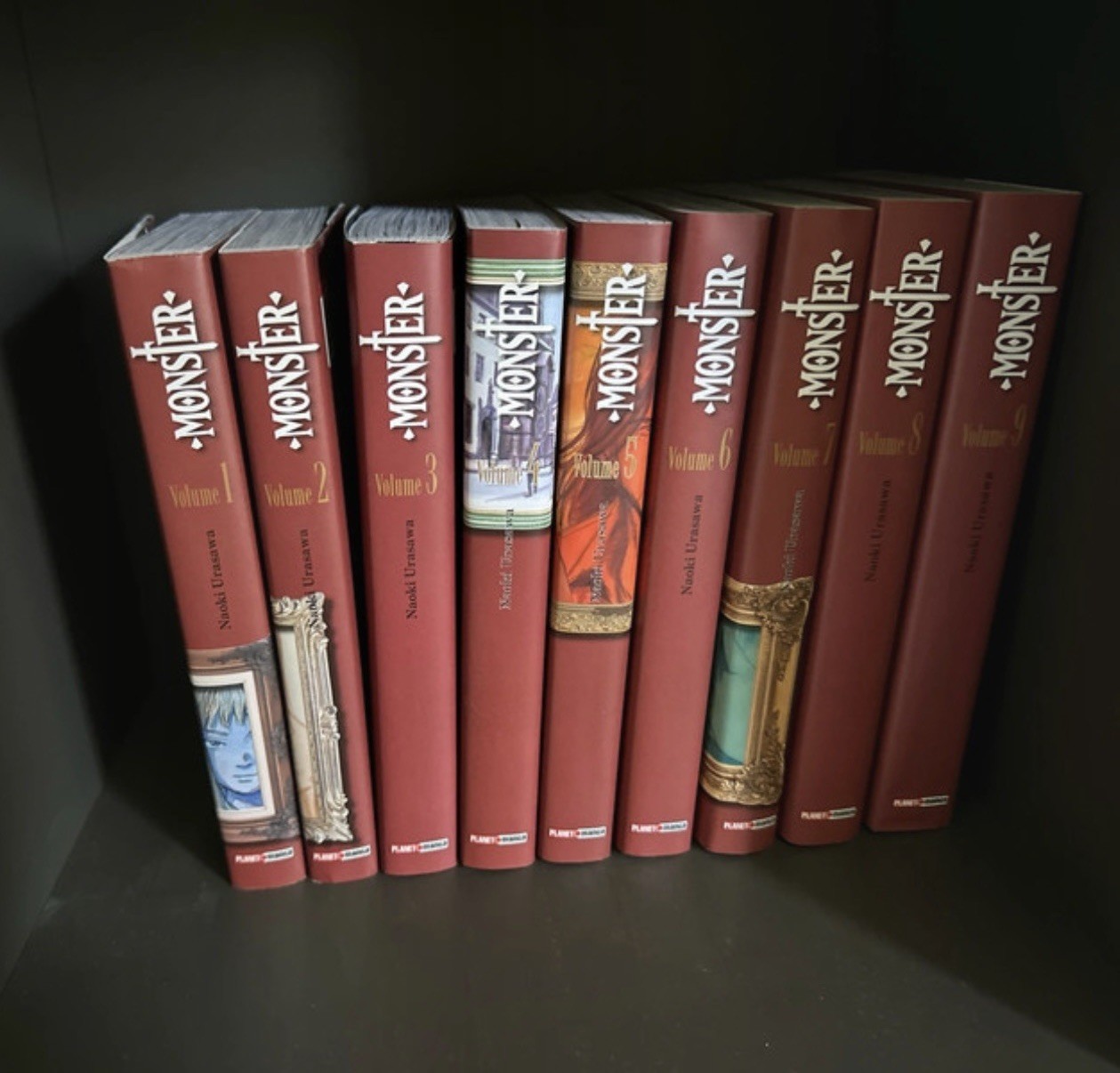 Monster Deluxe 1/9 SERIE COMPLETA - Naoki Urasawa - Planet Manga