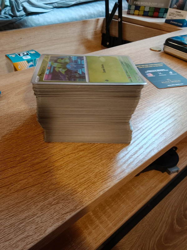 Lots 206 cartes pokemon