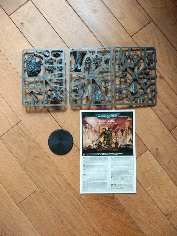 Lion El'Jonson - neuf sur grappe