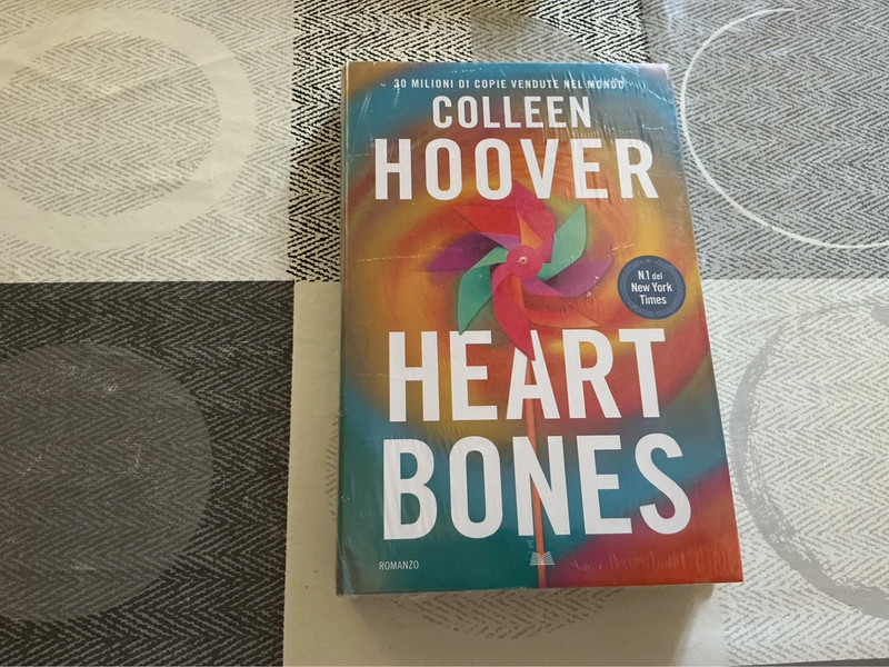 Heart Bones, Coleen Hoover