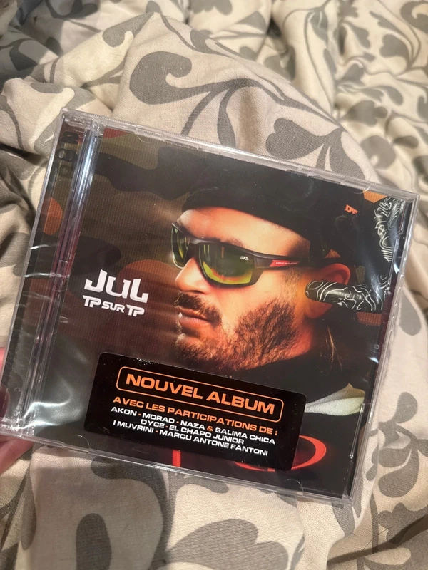 CD JUL tp sur tp neuf sous blister