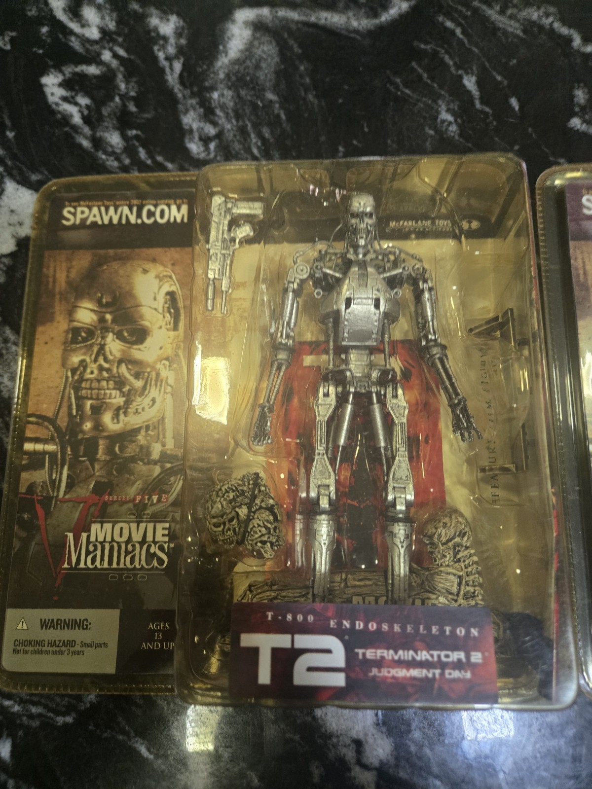 Modellino endoscheletro Terminator 2 T-800 McFarlane Movie Maniacs serie 5 2002 T2