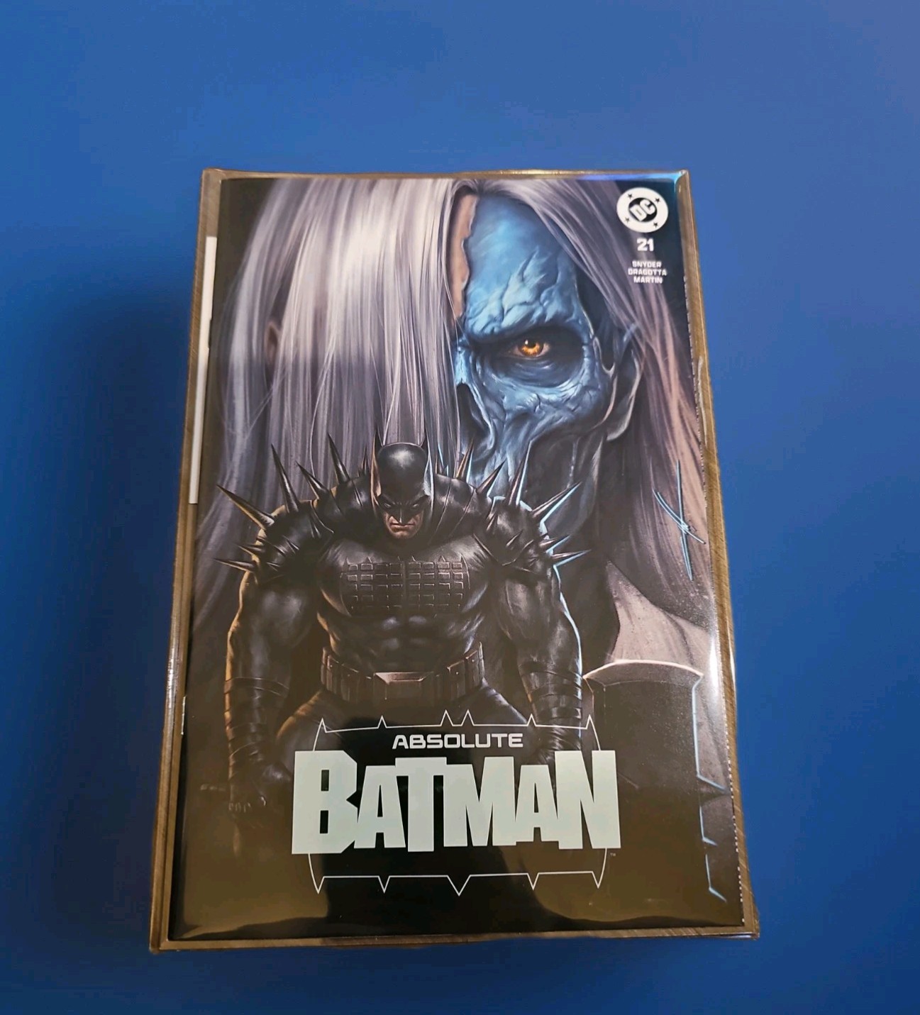 🦇ABSOLUTE BATMAN #21 🔥 CARLA COHEN | 🔑 VARIANTE TWO FACE TRADE LTD 2K 🦇