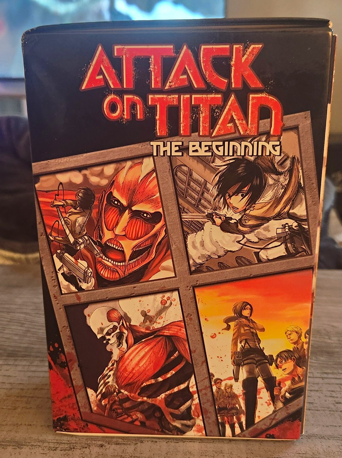 Kodansha Comics Attack on Titan: The Beginning Manga Vol 1-4 TPB Inglese