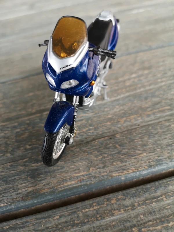 Moto miniature