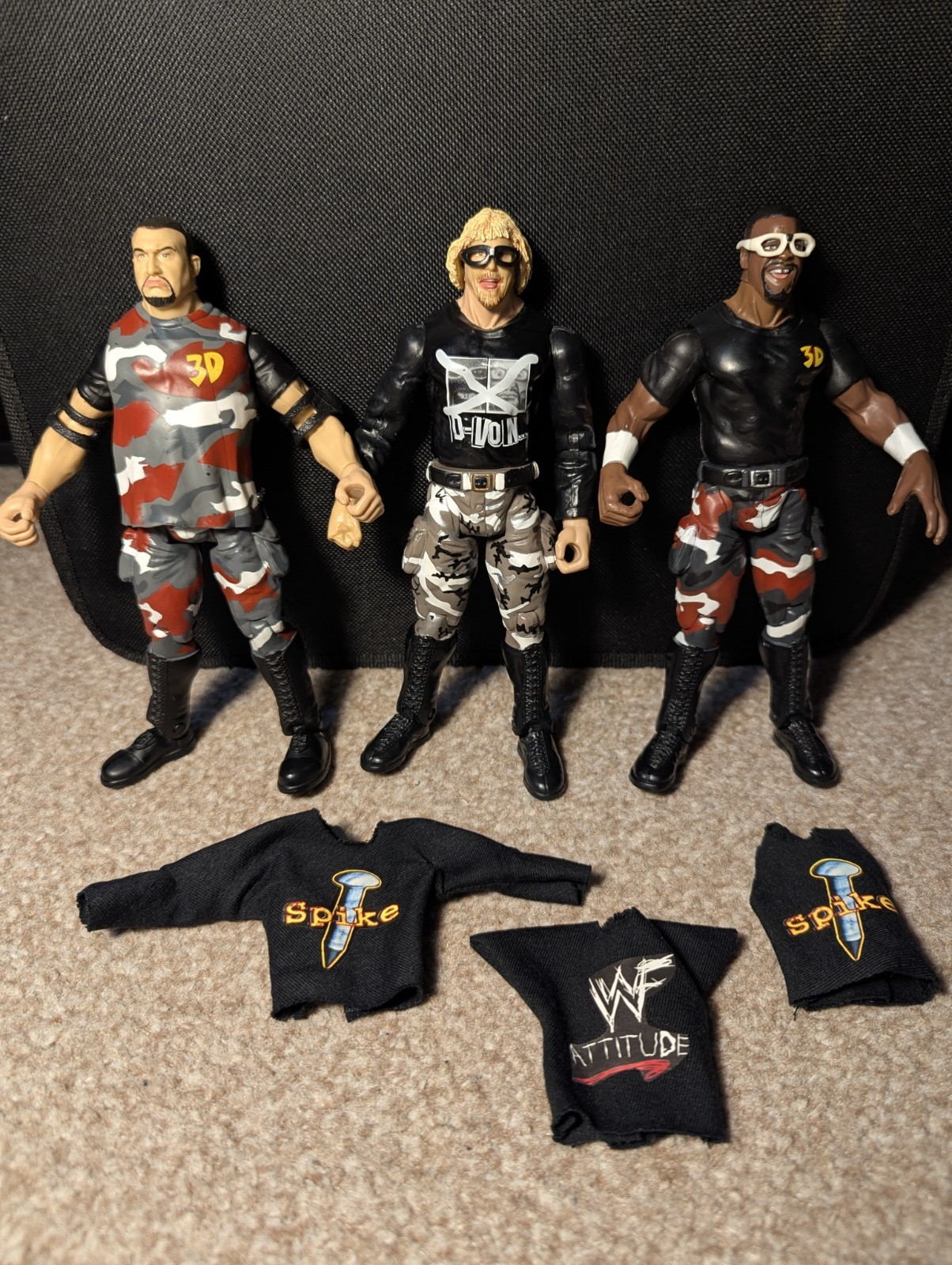 WWE Dudley Boyz Bubba Ray D-Von Spike Jakks Titan Tron Live Wrestling Action Fig
