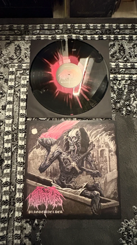 Hot Graves - Plaguewielder Vinyl