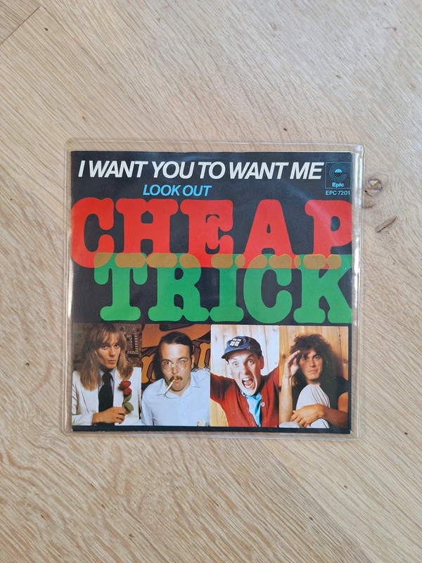 Cheap Trick I Want You To Want Me