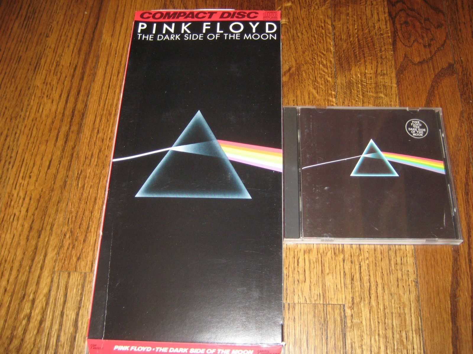 Pink Floyd The Dark Side of the Moon  Longbox and cd -Rare! Money  On The Run