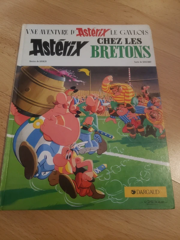 Asterix Chez Les Bretons