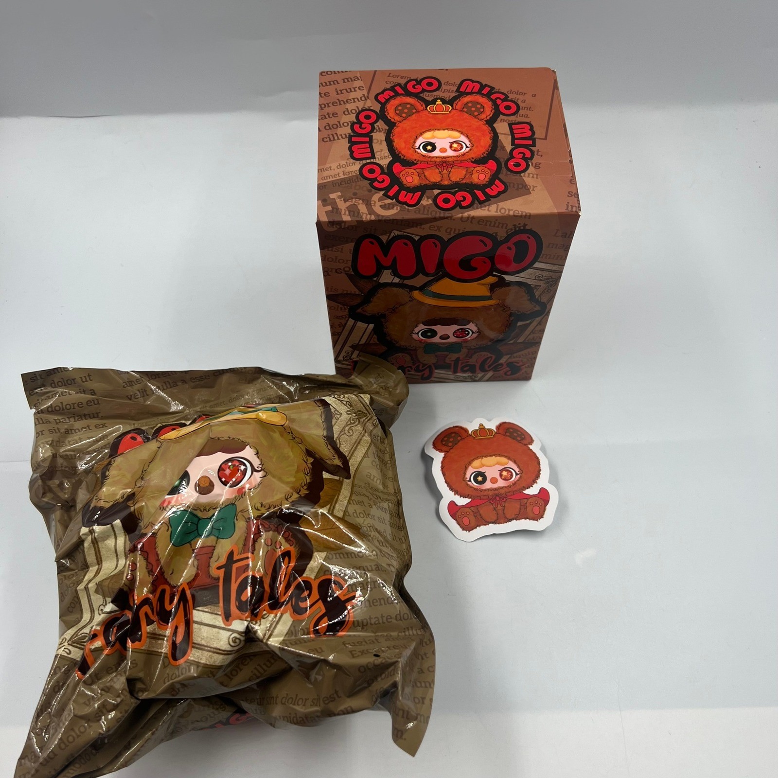 MIGO Fairy Tales King's Nuovi Vestiti Peluche Ciondolo Scatola Cieca QZ228 Happy Ghost