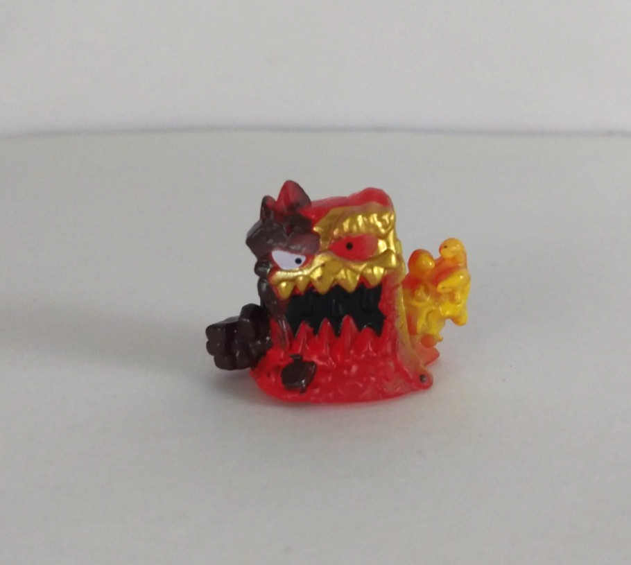 Mr. Beast Labs Swarms Hyper Fusion Series Magma Misfits Magma Bocca Ultra Rara