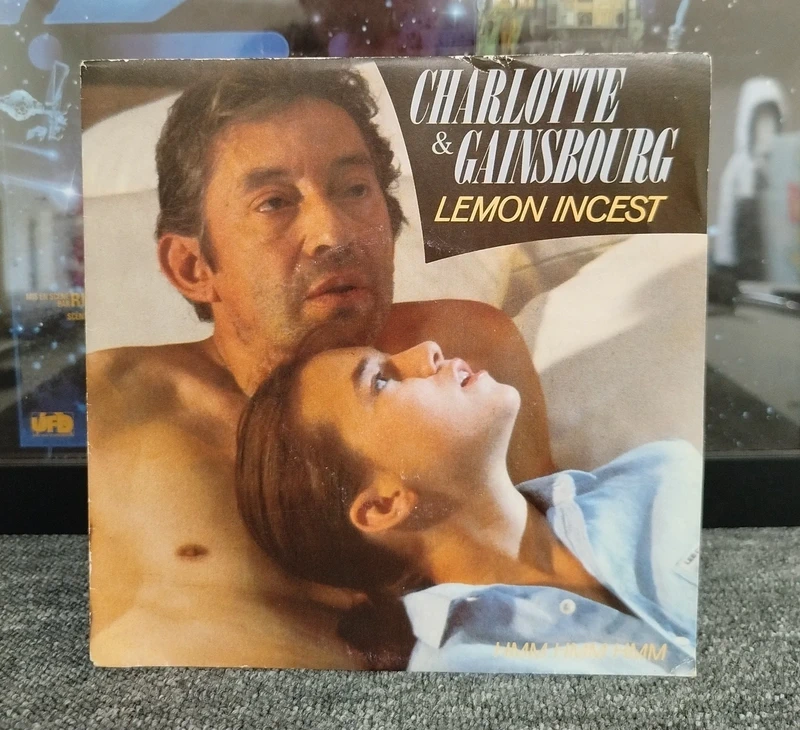 Serge Gainsbourg 45 tour lemon incest charlotte Gainsbourg