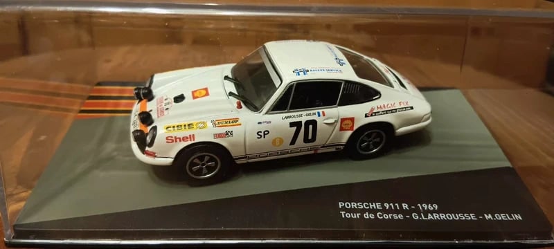 Modello Porsche 911R scala 1:43 perfetto in teca