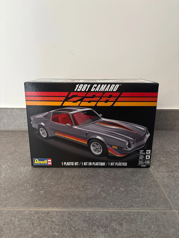 Revell 1981 Chevy Camaro