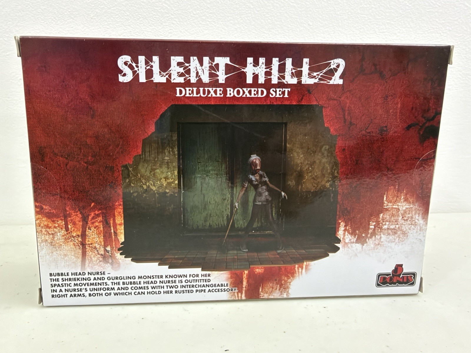 Mezco Toyz Silent Hill 2 Deluxe Figure Boxed Set Pyramid Head And Nurse NIB