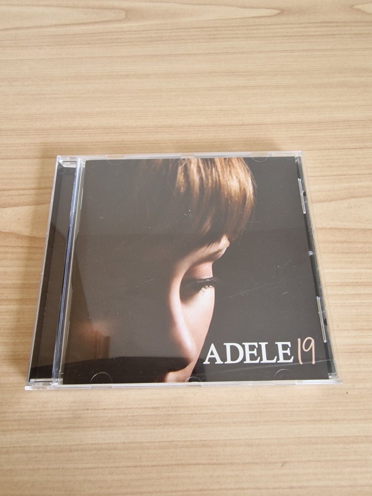 Adele 19 Original CD Album  Good Condition