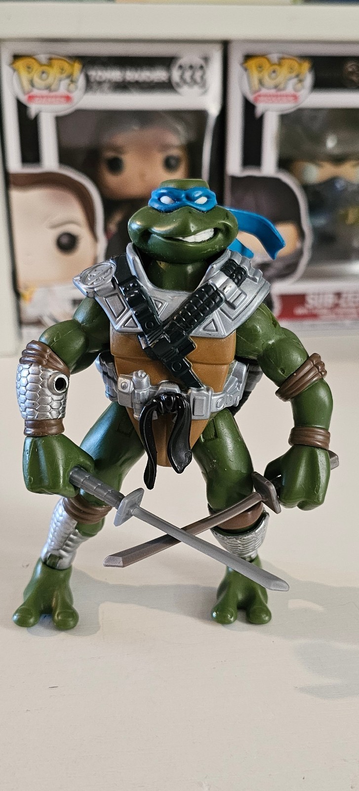 Modellino Teenage Mutant Ninja Turtles 2005 Robo Hunter Leonardo TMNT. 