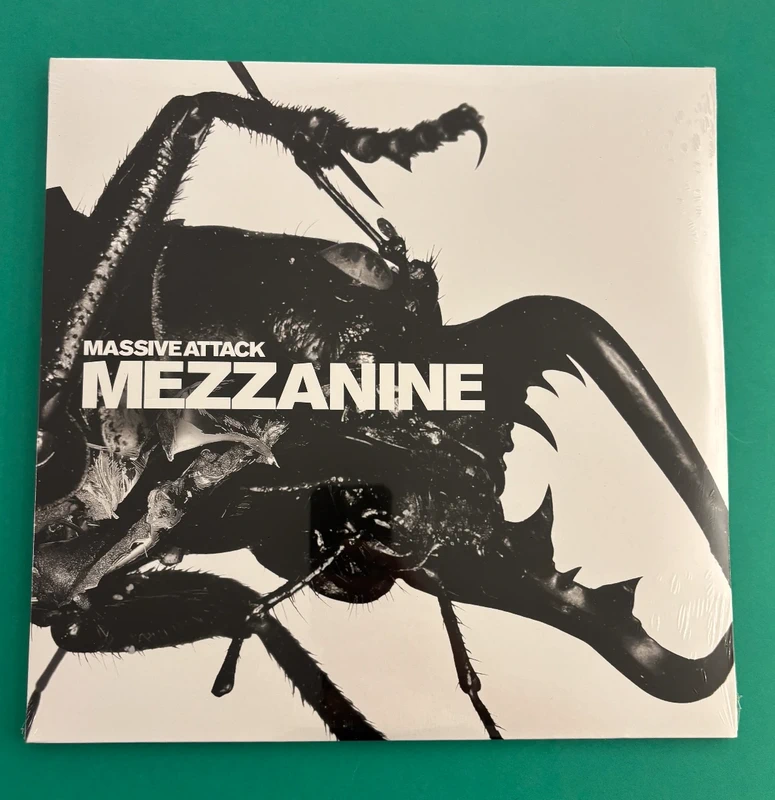 Massive Attack – Mezzanine