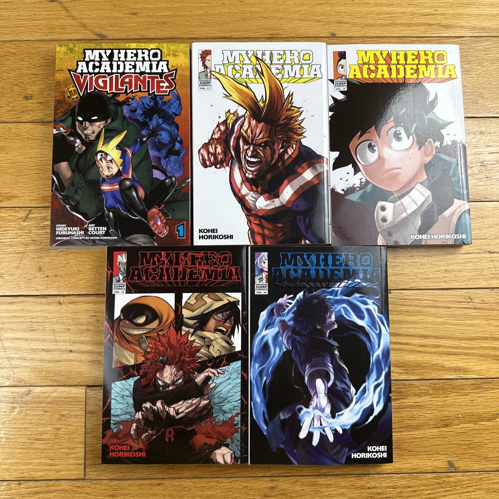 Lotto manga Shonen Jump Comics My Hero Academia 1,11,15,16,30 di Kohei Horikoshi