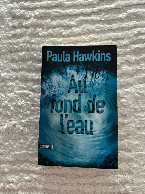 Livre Au fond de l’eau de Paula Hawkins