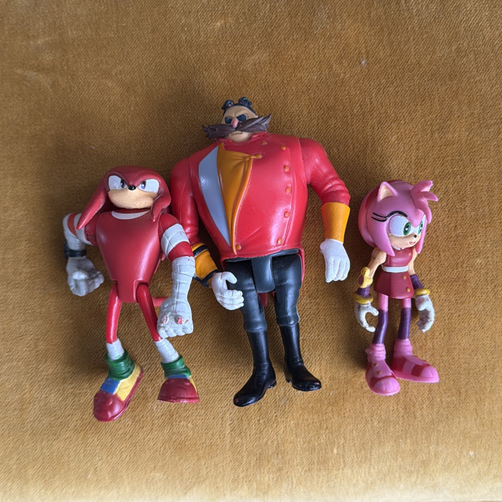 Pacchetto figure Tomy Sonic Boom 3" - Amy Rose Knuckles Dr Robotnik SEGA