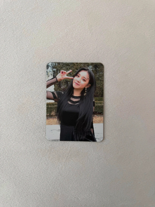 Gidle - I trust photocard - Yuqi