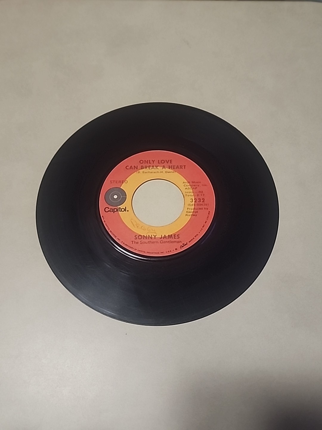 SONNY JAMES Only Love Can Break a Heart/He Has Walked This Way 45 Record Capitol