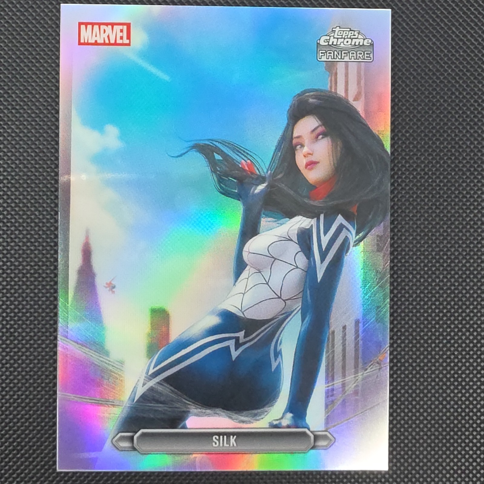 Topps 2026 Chrome Marvel Comics Fanfara scheda inserto seta FF-38