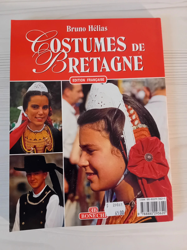 Costumes de Bretagne