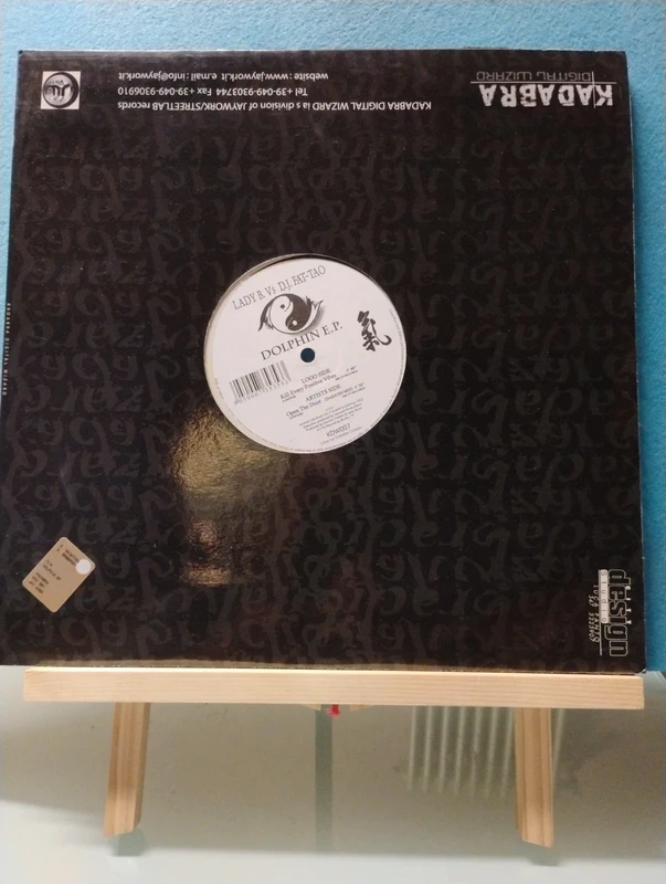 Lady B. Vs D.J. Fat-Tao – Dolphin E.P. (2002)